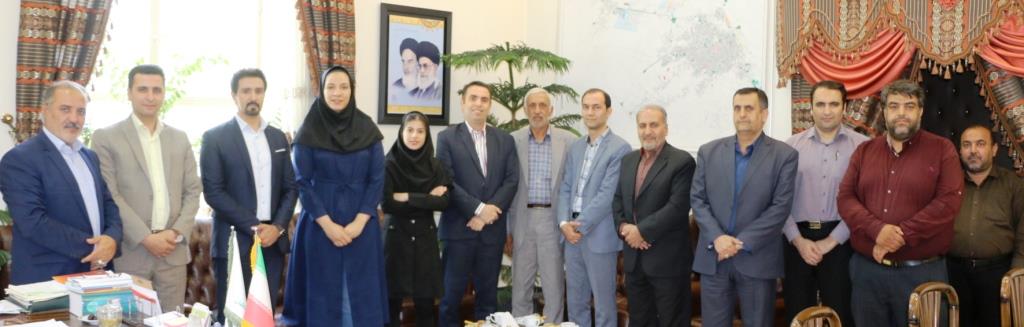 تجلیل از دو عضو کاشانی در تیم ملی والیبال بانوان جمهوری اسلامی ایران